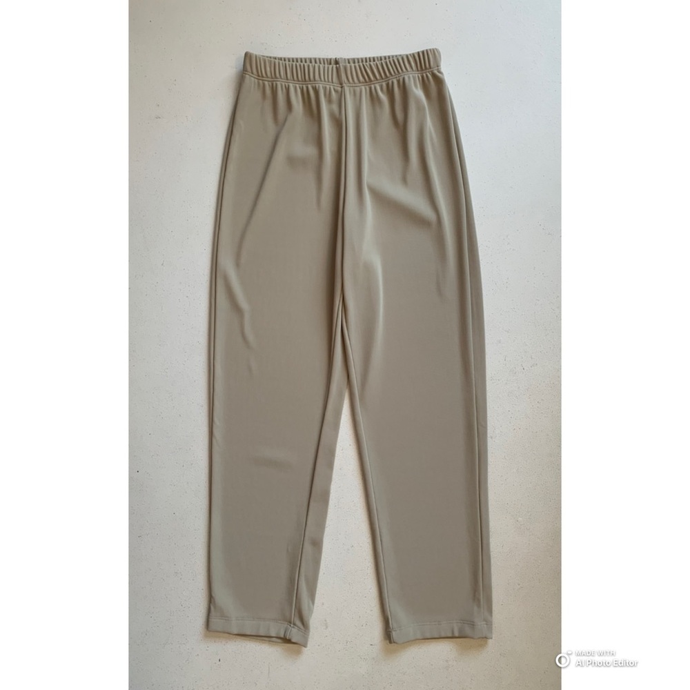 Susan Graver Modern Essentials Lustra Knit Crop Pants in Stone Size XXS NWOT